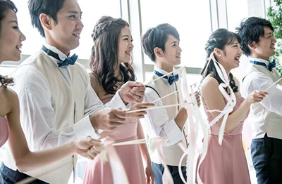 海外ウエディングのトレンドアイテムをご紹介