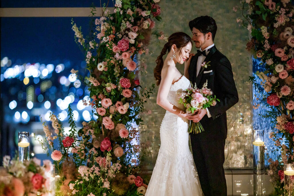 プロポーズされたらその後はどうする？入籍～結婚式までの流れ