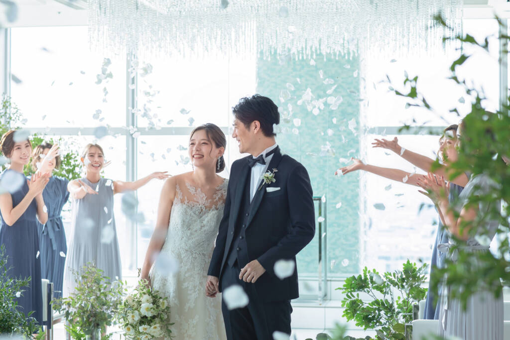 キリスト教式とは？式の流れや魅力、オススメの演出も！