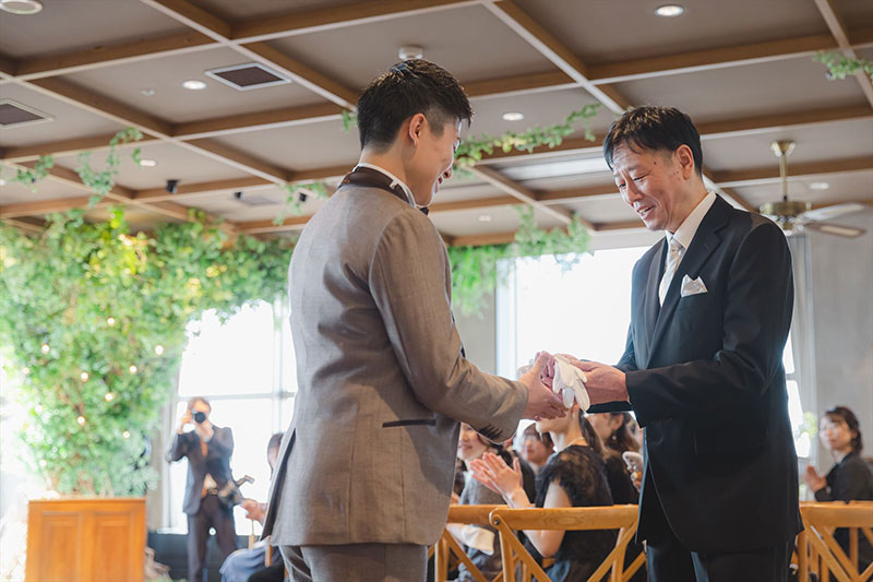 結婚式のバージンロードの歩き方は？ポイントや岡山の挙式例もご紹介